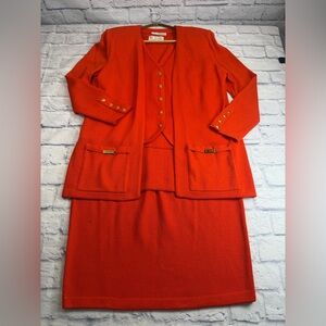 Vintage St. John 3 Piece Knit Suit in “Pumpkin Orange” Size L. Dog Show. Luxury.